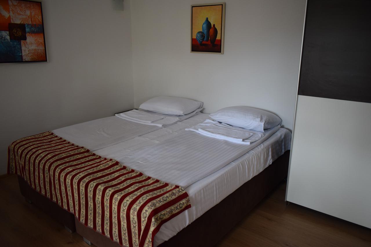 Appartement Apartman Mira à Sarajevo Extérieur photo